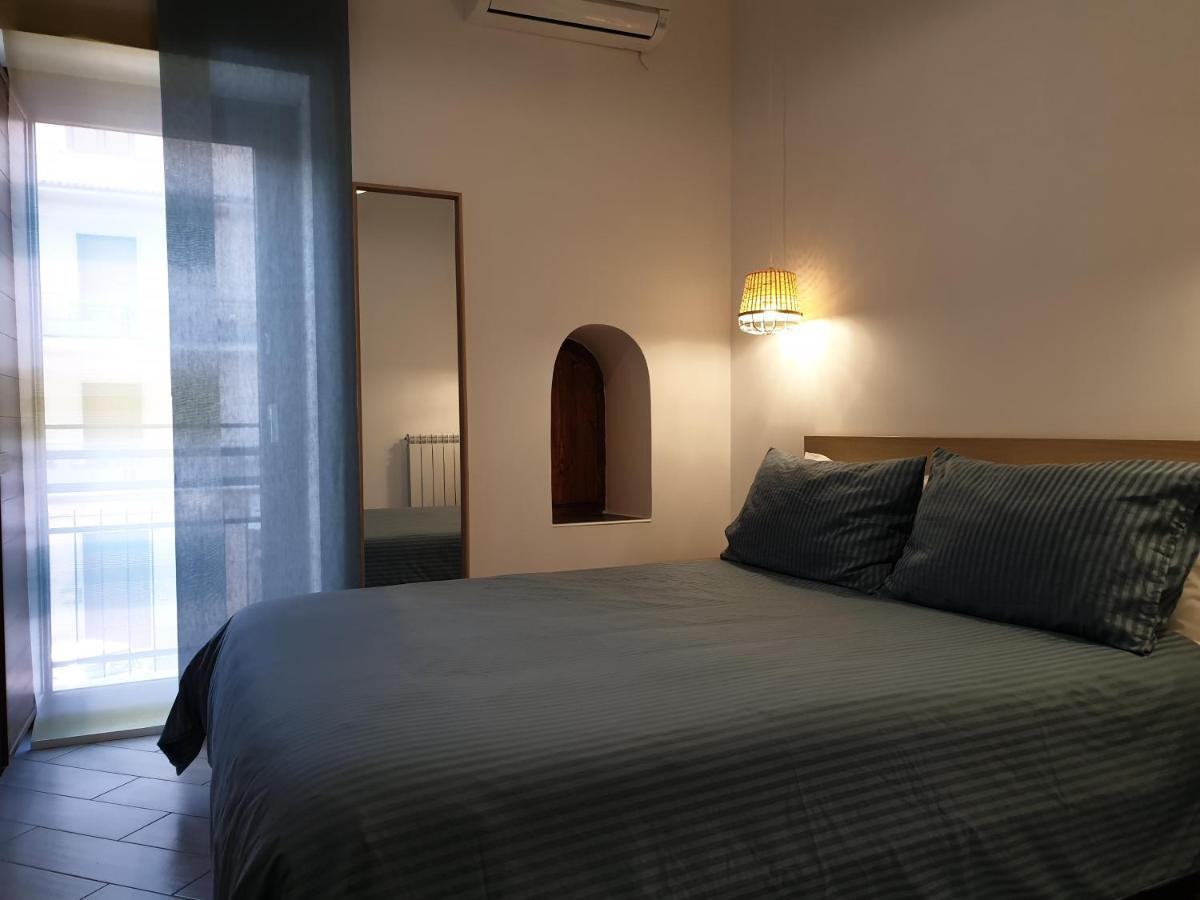 カストロヴィッラリ Pomodoro Bed Bed & Breakfast エクステリア 写真